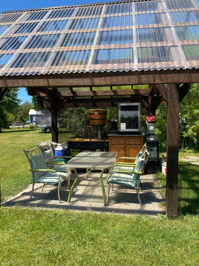 Dreamers Writing Farm, 3 Wooded Acres, Hepworth Sauble Beach Exterior foto